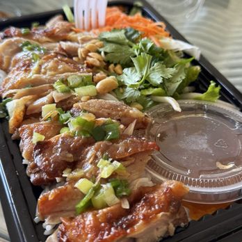 Cam Huong Cafe Deli - Chicken vermicelli - Vietnamese Near Me - Oakland, California Cam Huong Cafe Deli - Chicken vermicelli - Vietnamese Near Me - Oakland, California