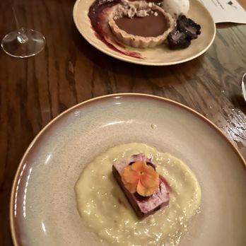 Vedge - Blueberry Cheesecake and Chocolate tart - Vegan Near Me - Philadelphia, Pennsylvania
