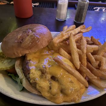 First House Pub - Bourbon burger - Pubs Near Me - Winchester, Massachusetts