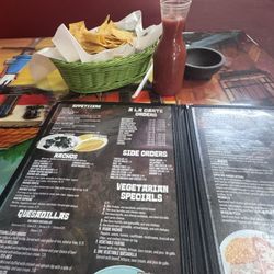 2 Amigos - Menu