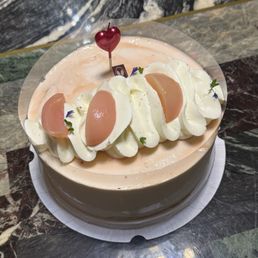 Peach earl grey bday cake 8"
