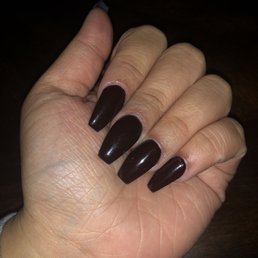 deep burgundy nails