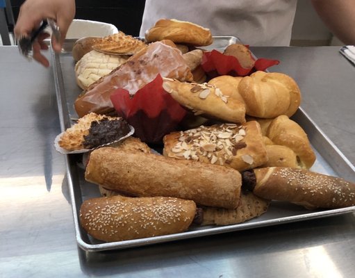 Arandas Bakery by null
