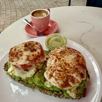 Carrot Express - Avo Tuna toast Breakfast item - Juice Bars & Smoothies Near Me - Weston, Florida