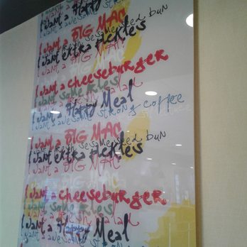 McDonald's - I like the decor - Fast Food Near Me - Lindsay, California