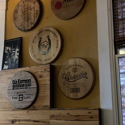Old Kentucky Bourbon Bar - Interior decor.