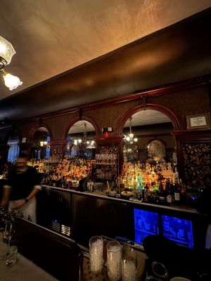 Gage & Tollner by null