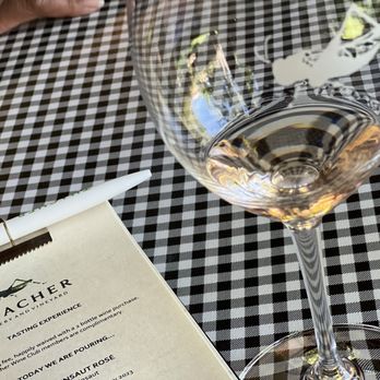 Grapeline Wine Tours - Wine Tours Near Me - Paso Robles, California