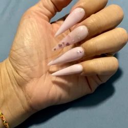 Venice Nail Spa - Kyle