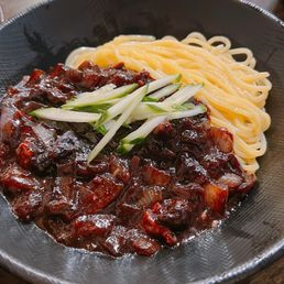 Jajang noodle