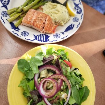 Rick's Café Boatyard - Seared salmon w asparagus and mashed potatoes - American Near Me - Indianapolis, Indiana Rick's Café Boatyard - Seared salmon w asparagus and mashed potatoes - American Near Me - Indianapolis, Indiana