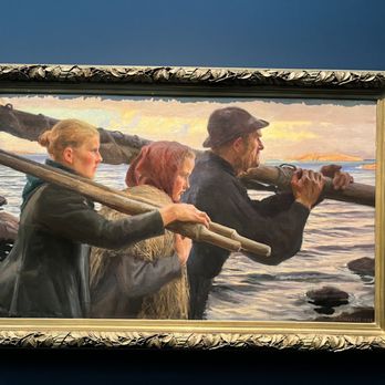Ateneum - Landmarks & Historical Buildings Near Me - Helsinki, 18