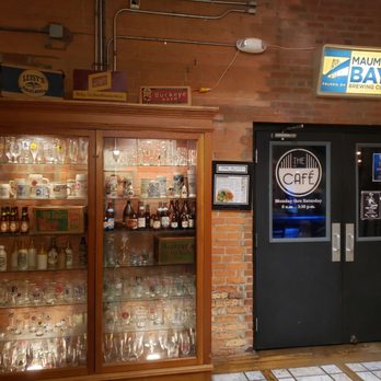 Maumee Bay Brewing - Lower level cafe - Brewpubs Near Me - Toledo, Ohio Maumee Bay Brewing - Lower level cafe - Brewpubs Near Me - Toledo, Ohio