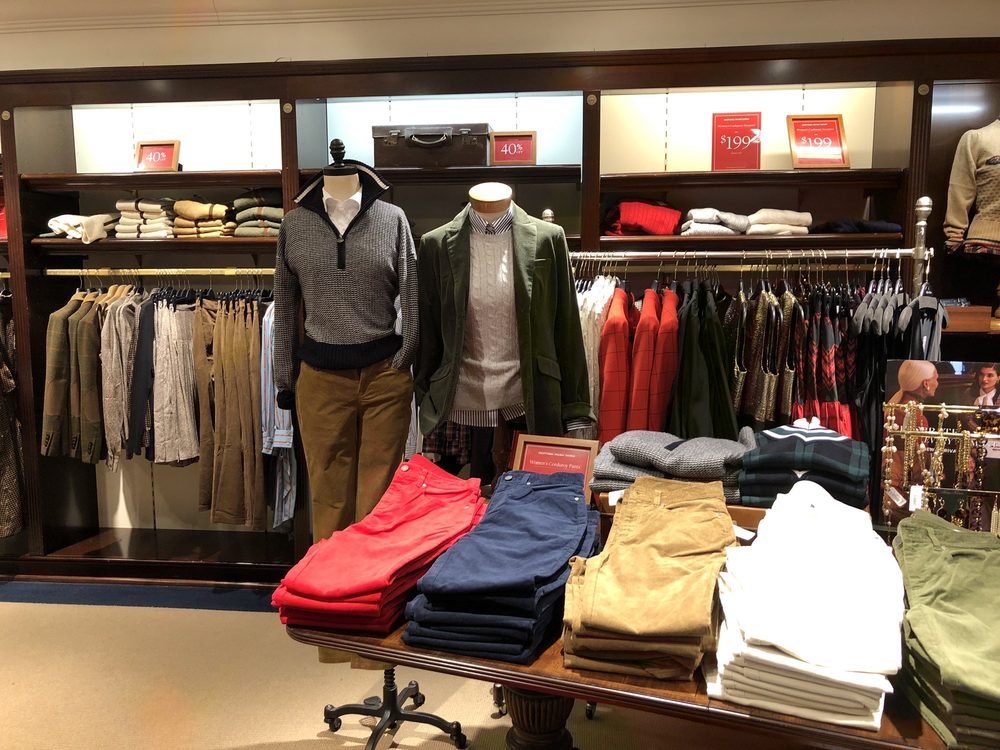 BROOKS BROTHERS Updated October 2024 18 Photos 136 Main St