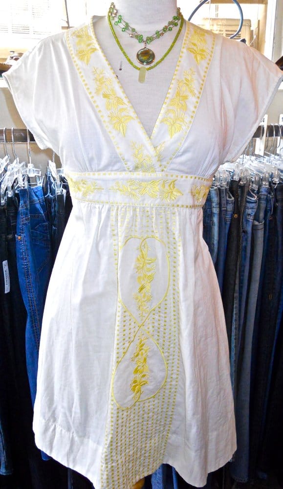 THE WALK IN CLOSET CONSIGNMENT BOUTIQUE Updated September 2024 32