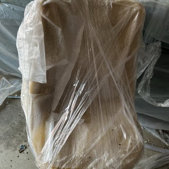 Public Storage - Rat poop under the plastics chair I wrapped - Self Storage Near Me - Atlanta, Georgia