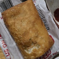 Diana's Red Hots - Pizza puff