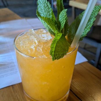 Oak & Reel - Mango Mocktail - Italian Near Me - Detroit, Michigan Oak & Reel - Mango Mocktail - Italian Near Me - Detroit, Michigan