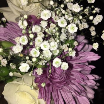 RNA Dentistry - A nice detail is her office always has fresh FLOWERS. - Cosmetic Dentists Near Me - Los Angeles, California RNA Dentistry - A nice detail is her office always has fresh FLOWERS. - Cosmetic Dentists Near Me - Los Angeles, California