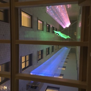 21c Museum Hotel Cincinnati - Hotels Near Me - Cincinnati, Ohio