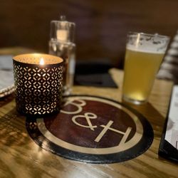 Buck & Honeys-Mount Horeb - Tabletop