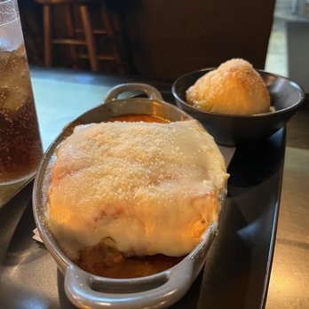Evio's Pizza & Grill - Lasagna - Pizza Near Me - North Miami, Florida