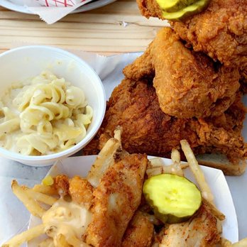Tumble 22 - Cluckin' Hot Chicken, Dirty Fries, Mac and cheese - American Near Me - Austin, Texas Tumble 22 - Cluckin' Hot Chicken, Dirty Fries, Mac and cheese - American Near Me - Austin, Texas