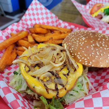 Big League Burgers - Burgers Near Me - Chicago, Illinois