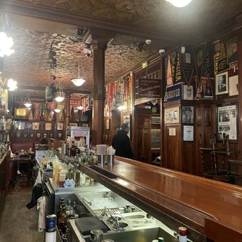Harry's New York Bar - Inside - Piano Bars Near Me - Paris, 75 Harry's New York Bar - Inside - Piano Bars Near Me - Paris, 75