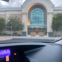 Dillard's - They said they close at 8 PM not that they lock down at 8 PM! Announce that MFrs!!!
