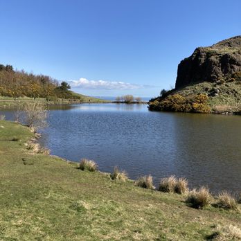 Arthur's Seat - Dunsapie Loch - Hiking Near Me - Edinburgh, EDH