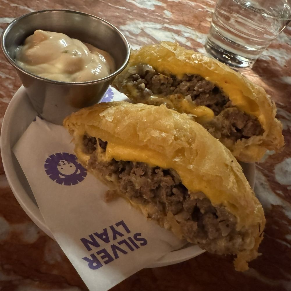 Silver Lyan - Cocktail Bars Near Me - Washington, DC, District of Columbia