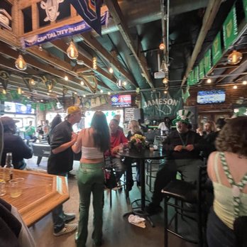 Old Tavern Bar & Grill - St. Patrick's day 2023 - Dive Bars Near Me - Sacramento, California Old Tavern Bar & Grill - St. Patrick's day 2023 - Dive Bars Near Me - Sacramento, California