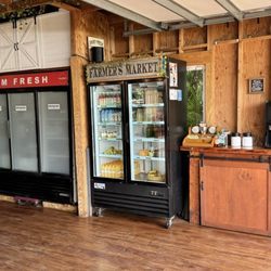 Farm To Barn Cafe & Juicery