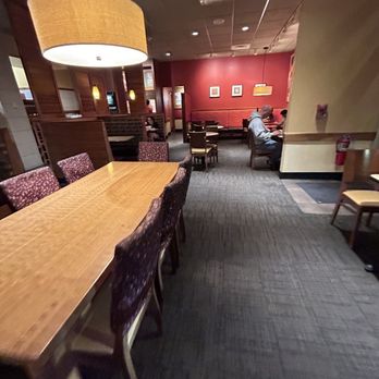 Panera Bread - Large seating in middle - Salad Near Me - Norridge, Illinois Panera Bread - Large seating in middle - Salad Near Me - Norridge, Illinois