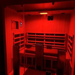 Chill N Out Cryotherapy UTC - Infrared sauna