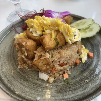 Flore Cafe - Thai Near Me - Tysons, Virginia