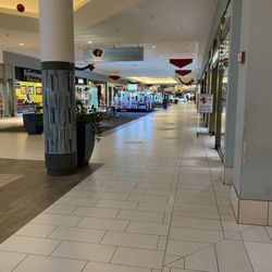 Volusia Mall - Amazing and sad how empty this mall is.
