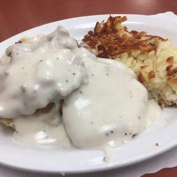 Maggies On Meeker - Best Biscuits n gravy! - American Near Me - Kent, Washington