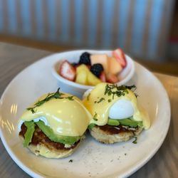 Smack Shack - Crab Benedict