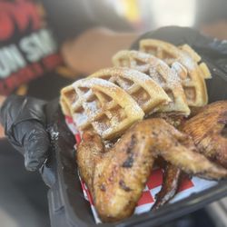 Cajun Smoke Creole Soul - Chicken & Waffles