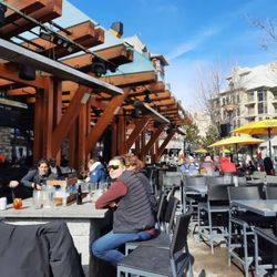 Longhorn Saloon & Grill - Outside