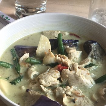 Land - Green Curry - Thai Near Me - New York, New York