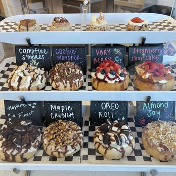 Cinnaholic - Bakeries Near Me - Baltimore, Maryland