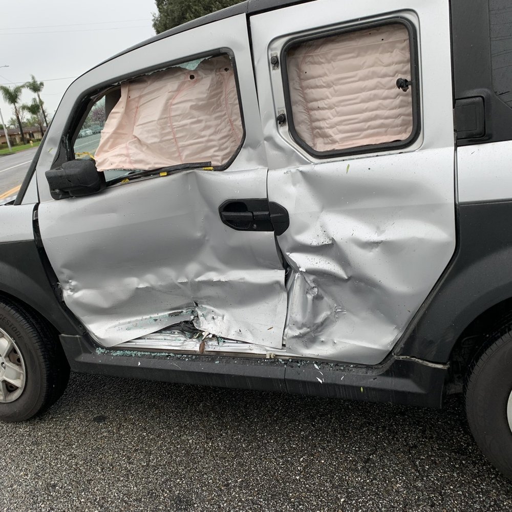 McGee Lerer Ogrin - At the scene driver side - Personal Injury Law Near Me - Pasadena, California McGee Lerer Ogrin - At the scene driver side - Personal Injury Law Near Me - Pasadena, California