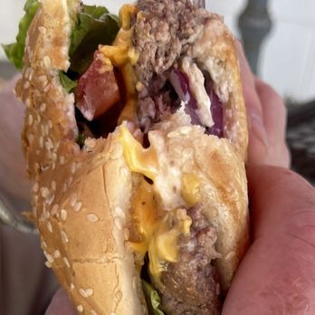 Hobson Grill & Pizza Shack - Aug 2025 - Hobson Beach Grill - cheeseburger with lots of fresh toppings - Pizza Near Me - Ventura, California Hobson Grill & Pizza Shack - Aug 2025 - Hobson Beach Grill - cheeseburger with lots of fresh toppings - Pizza Near Me - Ventura, California