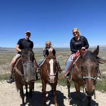 Cedar Mountain Trail Rides - Horseback Riding Near Me - Cody, Wyoming