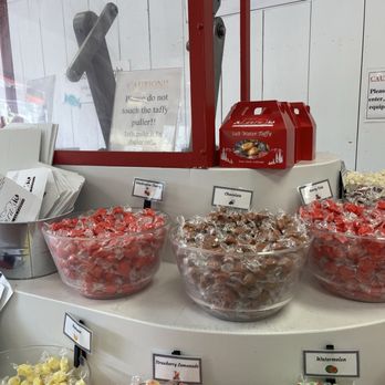 Laura's Fine Candies - Candy Stores Near Me - Estes Park, Colorado Laura's Fine Candies - Candy Stores Near Me - Estes Park, Colorado
