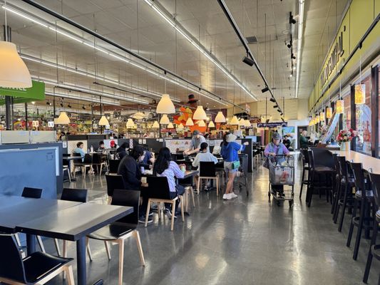 Tokyo Central West Covina by null