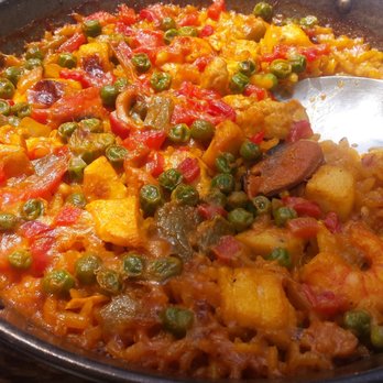 Casa del Corregidor - paella...loaded with pepper and peas ??? - Spanish Near Me - Marbella, Massachusetts